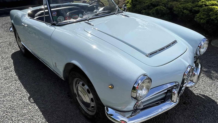 Alfa Romeo Giulia spider