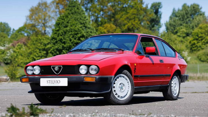 Alfa Romeo GTV 6 2,5