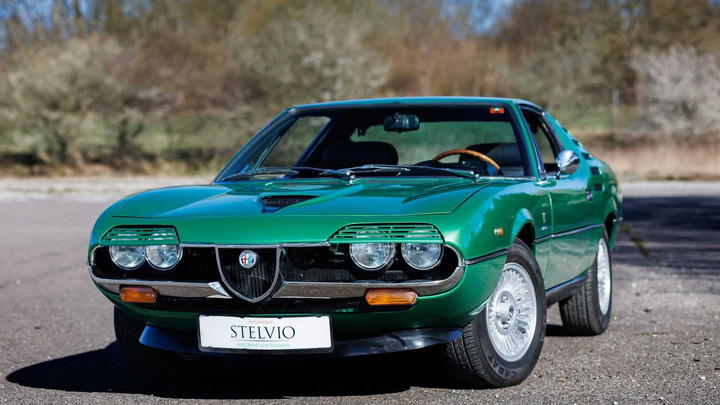 Alfa Romeo Montreal