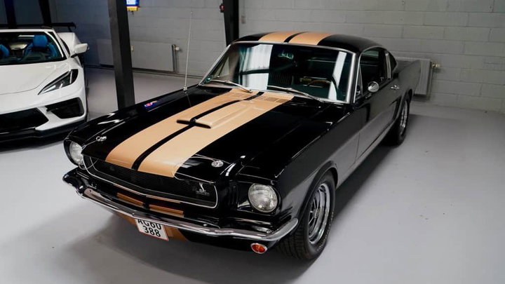 Ford Mustang Shelby 350 Hertz Clone