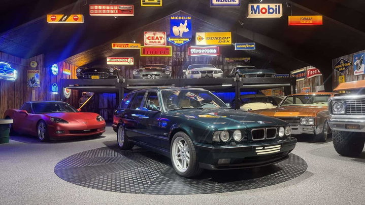 BMW M5 E34