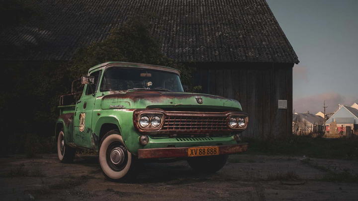 Ford F-100