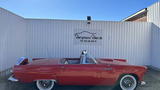 Ford Thunderbird V8 aut