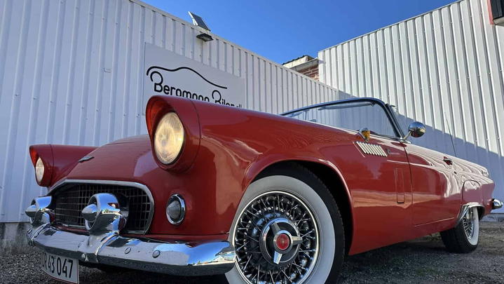 Ford Thunderbird V8 aut