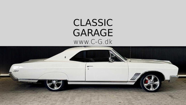 Buick Skylark coupe
