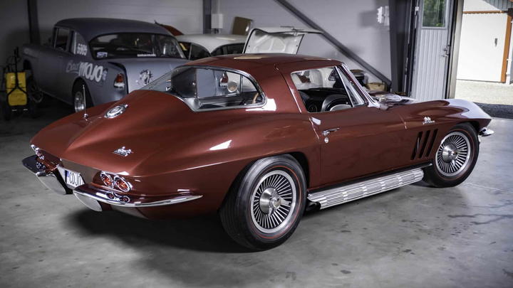 Chevrolet Corvette C2 7,0 V8 427cui Sting Ray