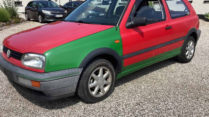 Volkswagen Golf VW 1.8 aut