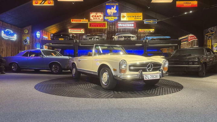 Mercedes-Benz SL-Class SL (W113) 280sl