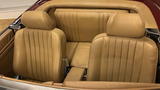 Mercedes-Benz SL-Class SL-Klasse (R107) SL 560
