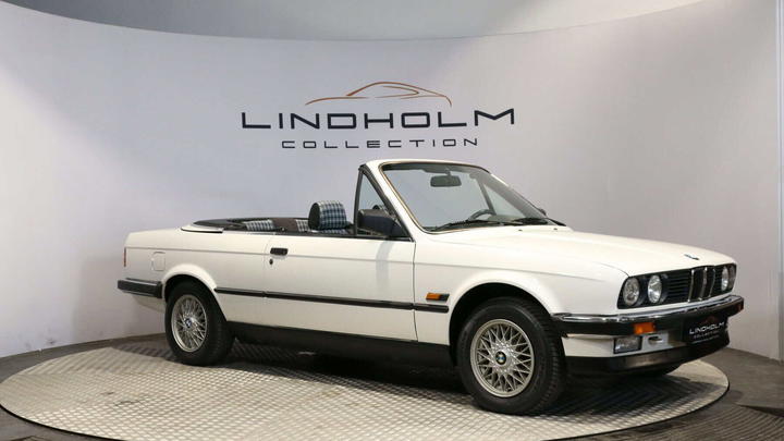 BMW 3 Series E30 320i Cabriolet