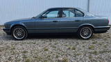 BMW 5 Series E34 525i