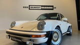 Porsche 911 2,4 Targa 2d