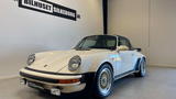 Porsche 911 2,4 Targa 2d