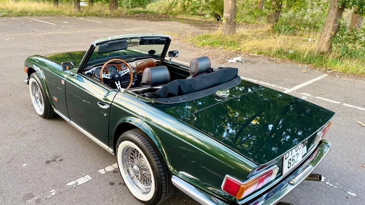 Triumph TR6 US