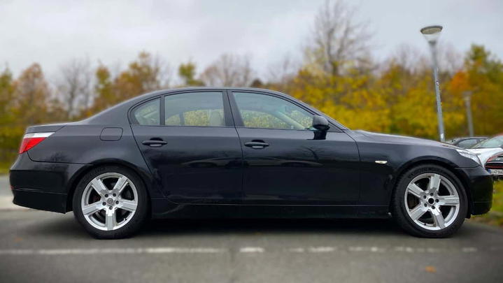 BMW 5 Series E60 530i