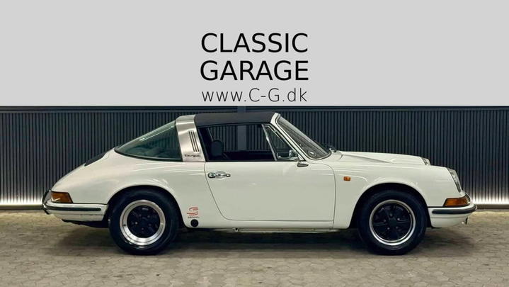 Porsche 911 Targa