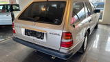 Mercedes-Benz E-Class E-Klasse (W124) 300 Te 4-Motion 7 Personers