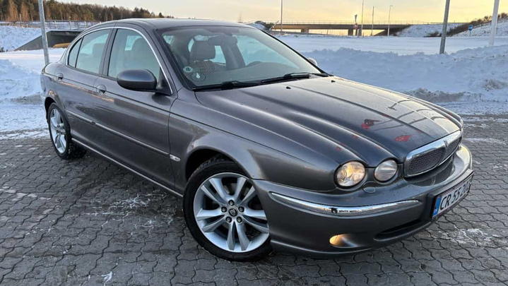 Jaguar X-Type 2,5 Deluxe aut. 4d