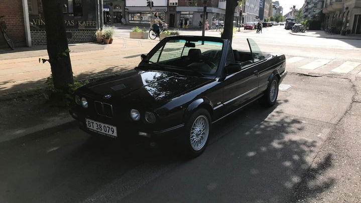 BMW 3 Series E30 318i