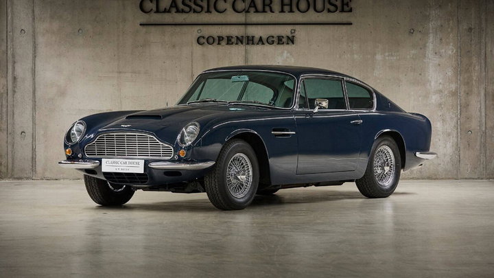 Aston Martin DB6 MK2