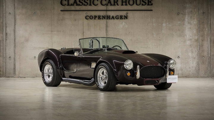 AC Cobra Replica Street Beasts