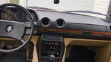 Mercedes-Benz 200-300 (W123) 200