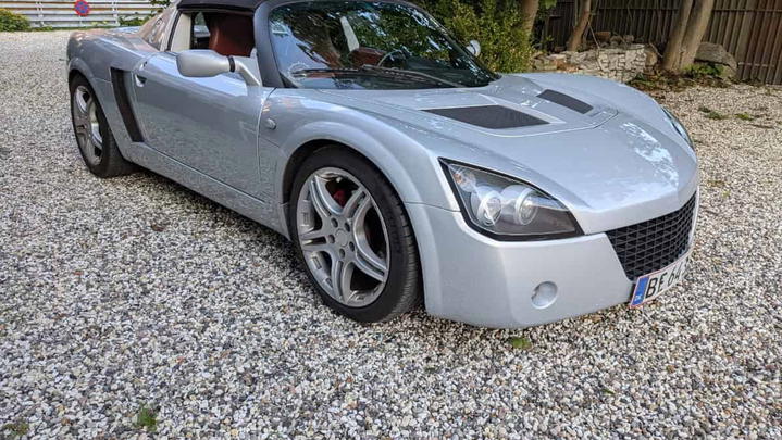 Opel Speedster 2.2