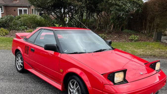 Toyota MR2 AW11