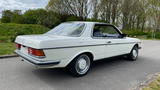 Mercedes-Benz 200-300 (W123) 230C