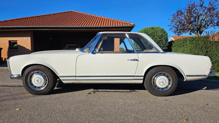 Mercedes-Benz SL-Class SL (W113) 280