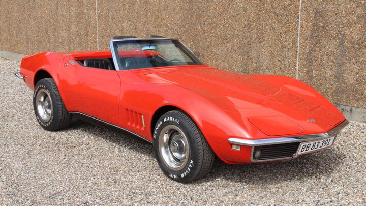 Chevrolet Corvette Cab