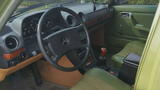 Mercedes-Benz 200-300 (W123) 200 2,0