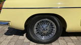 MG B 1800