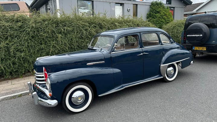 Opel Kapitan Kapitän sedan