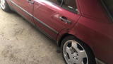 Mercedes-Benz E-Class E-Klasse (W124) 230