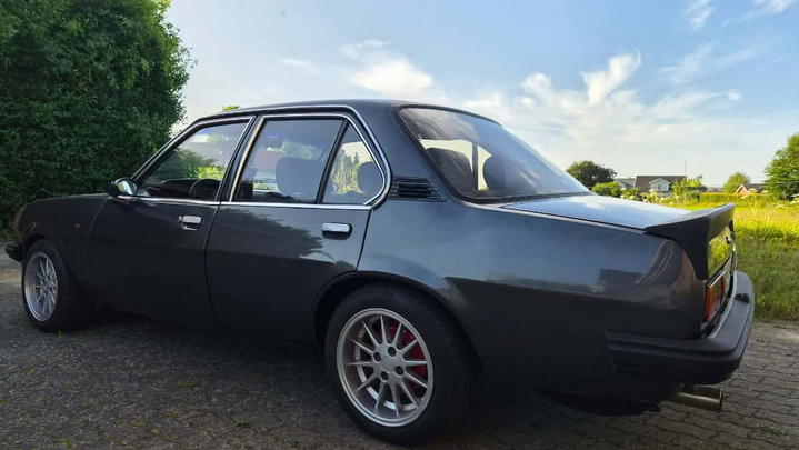 Opel Ascona B