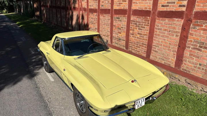 Chevrolet Corvette Sting Ray