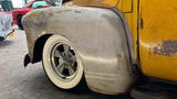 Chevrolet 3100 Stepside Short-bed V8