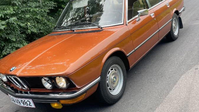 BMW 5 Series E12 518 i