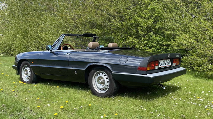 Alfa Romeo Spider 105-115