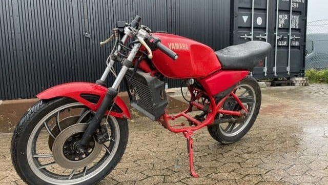 Yamaha RD350LC