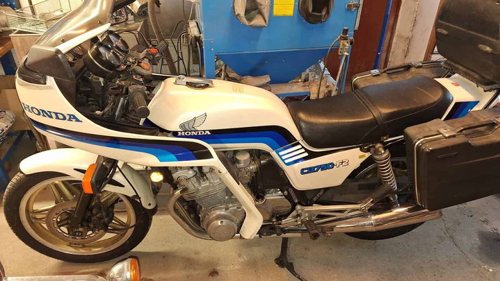 Honda Four (CB750) cb 750 f2
