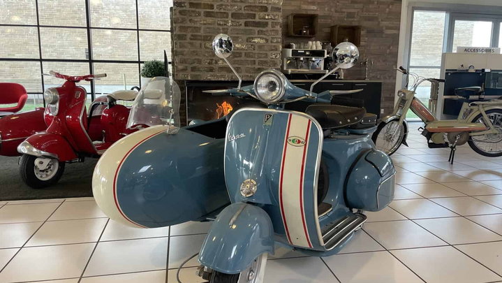 Vespa Classic Sidecar