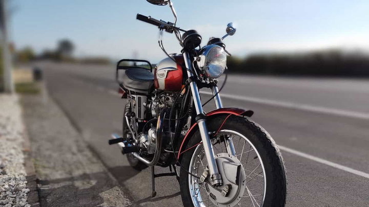 Triumph T120 Bonneville