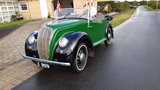 Morris Eight Tour
