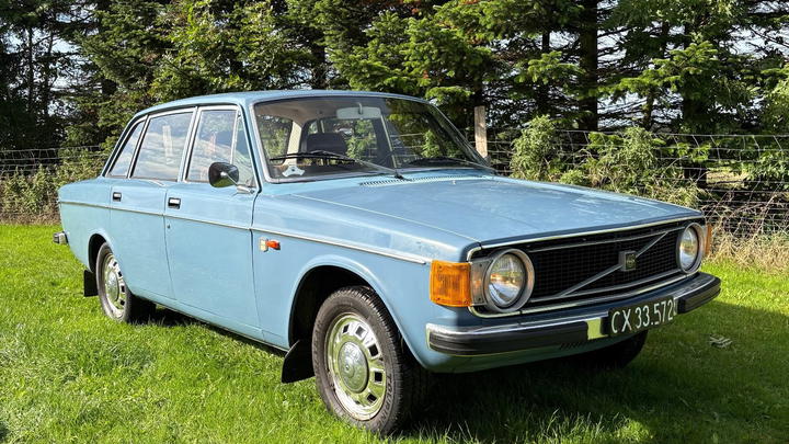 Volvo 144 Deluxe