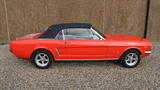 Ford Mustang Cab