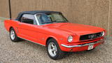 Ford Mustang Cab