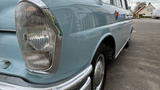 Mercedes-Benz 220 W111