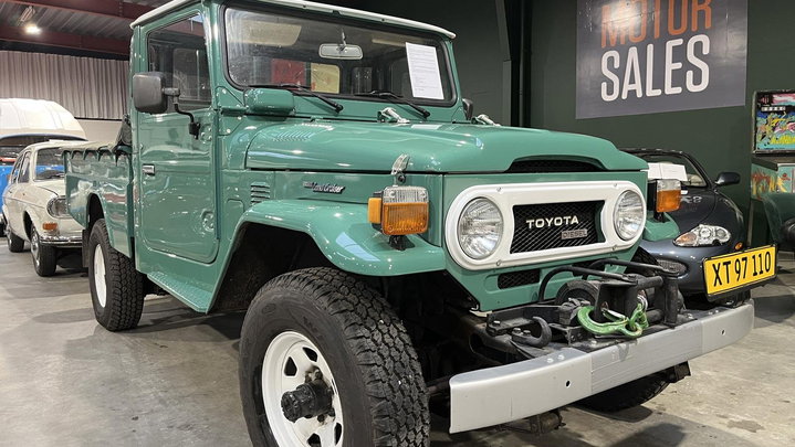 Toyota Land Cruiser HJ45 Pickup